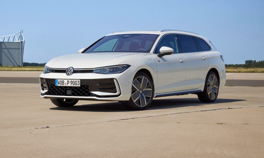 VOLKSWAGEN PASSAT SW 2024 PLUS PASSAT ET POLYVALENTE QUE JAMAIS AUTO MAG