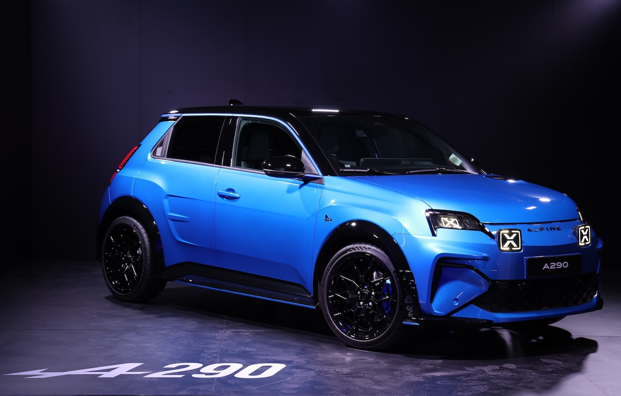 ALPINE A290 2025 : LA CITADINE SPORTIVE ELECTRIQUE - AUTO MAG