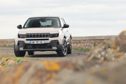 jeep-avenger-e-hybrid-2024-photo-laurent-sanson-02