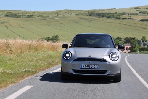 mini-cooper-se-electric-2024-photo-laurent-sanson-24